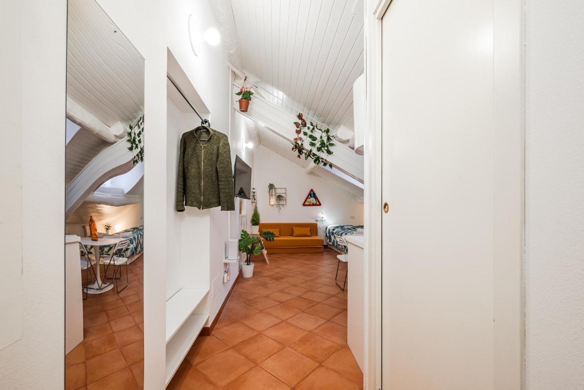 The White Jungle - San Babila Attic Apartamento Milão Exterior foto